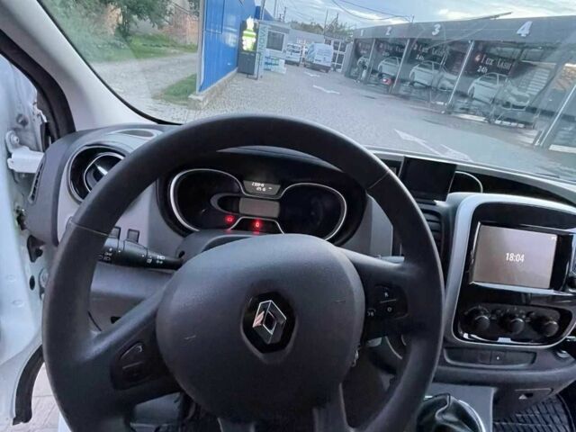 Білий Рено 5, об'ємом двигуна 1.6 л та пробігом 230 тис. км за 13000 $, фото 11 на Automoto.ua