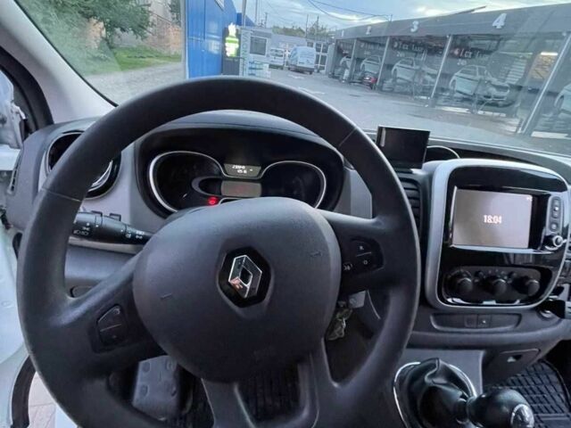 Білий Рено 5, об'ємом двигуна 1.6 л та пробігом 230 тис. км за 13000 $, фото 20 на Automoto.ua