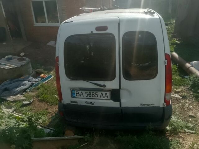 Білий Рено 5, об'ємом двигуна 1 л та пробігом 1 тис. км за 950 $, фото 2 на Automoto.ua