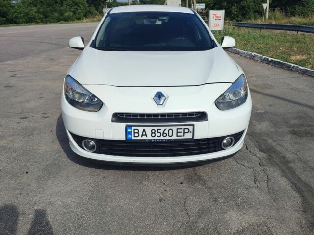 Белый Рено 5, объемом двигателя 1.5 л и пробегом 250 тыс. км за 6000 $, фото 1 на Automoto.ua