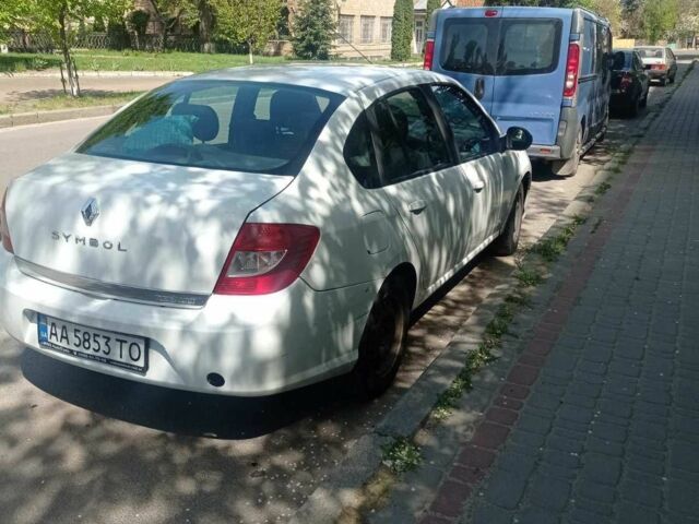 Белый Рено 5, объемом двигателя 1.4 л и пробегом 282 тыс. км за 3600 $, фото 1 на Automoto.ua