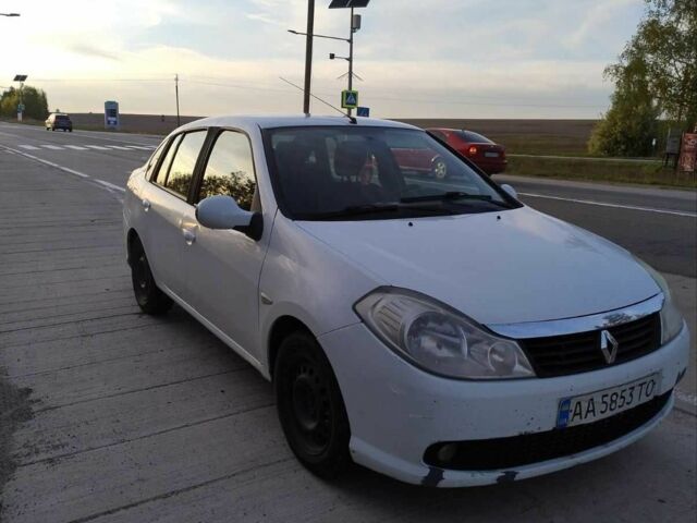 Белый Рено 5, объемом двигателя 1.4 л и пробегом 282 тыс. км за 4000 $, фото 3 на Automoto.ua