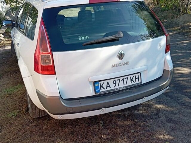 Белый Рено 5, объемом двигателя 1.5 л и пробегом 120 тыс. км за 6064 $, фото 8 на Automoto.ua