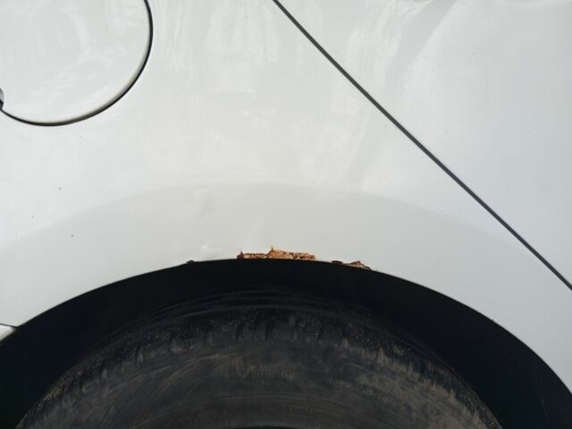 Белый Рено 5, объемом двигателя 1.5 л и пробегом 267 тыс. км за 6499 $, фото 6 на Automoto.ua