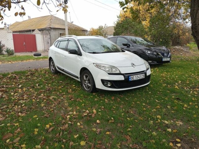 Белый Рено 5, объемом двигателя 1.5 л и пробегом 267 тыс. км за 6499 $, фото 1 на Automoto.ua