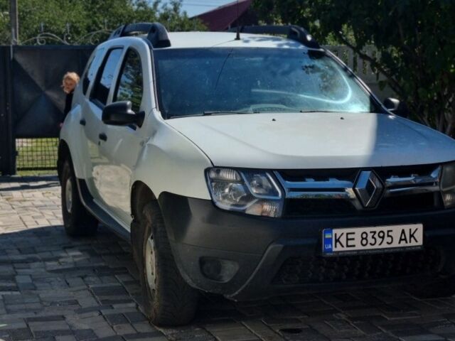 Рено 5 2016 у Новомосковске на Automoto.ua Білий Рено 5, об'ємом двигуна 1.5 л та пробігом 315 тис. км за 9000 $, фото 1 на Automoto.ua