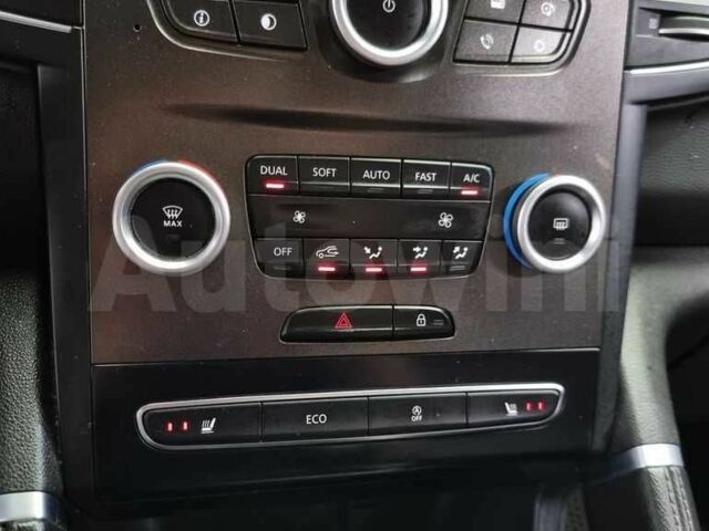 Белый Рено 5, объемом двигателя 2 л и пробегом 121 тыс. км за 11800 $, фото 5 на Automoto.ua