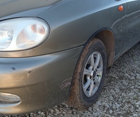 Бежевый Рено 5, объемом двигателя 1.3 л и пробегом 240 тыс. км за 1670 $, фото 4 на Automoto.ua