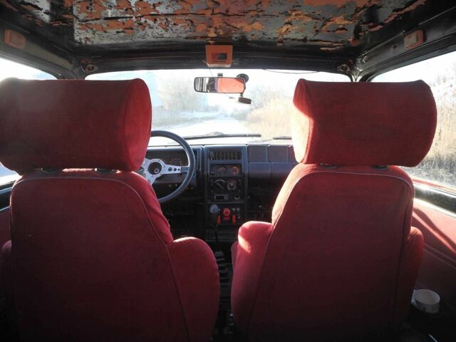 Черный Рено 5, объемом двигателя 1.4 л и пробегом 1 тыс. км за 3000 $, фото 2 на Automoto.ua