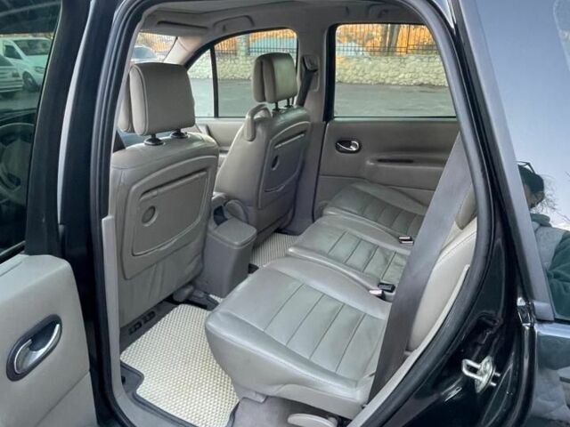 Черный Рено 5, объемом двигателя 0 л и пробегом 201 тыс. км за 4450 $, фото 7 на Automoto.ua