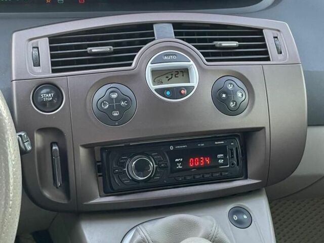 Черный Рено 5, объемом двигателя 0 л и пробегом 201 тыс. км за 4450 $, фото 17 на Automoto.ua