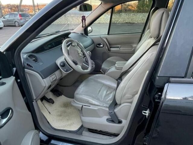 Черный Рено 5, объемом двигателя 0 л и пробегом 201 тыс. км за 4450 $, фото 9 на Automoto.ua