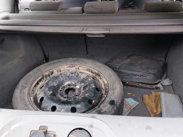 Черный Рено 5, объемом двигателя 2 л и пробегом 2 тыс. км за 900 $, фото 11 на Automoto.ua