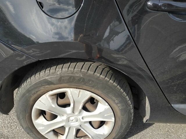 Черный Рено 5, объемом двигателя 1.4 л и пробегом 193 тыс. км за 5999 $, фото 8 на Automoto.ua