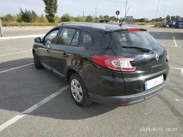 Черный Рено 5, объемом двигателя 1.4 л и пробегом 193 тыс. км за 5999 $, фото 4 на Automoto.ua