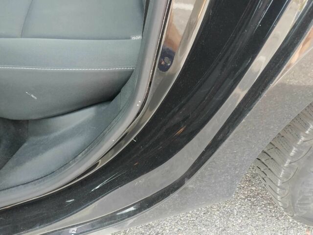 Черный Рено 5, объемом двигателя 1.4 л и пробегом 193 тыс. км за 5999 $, фото 18 на Automoto.ua