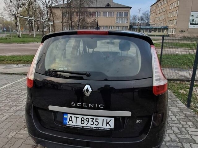 Черный Рено 5, объемом двигателя 0 л и пробегом 275 тыс. км за 8833 $, фото 13 на Automoto.ua