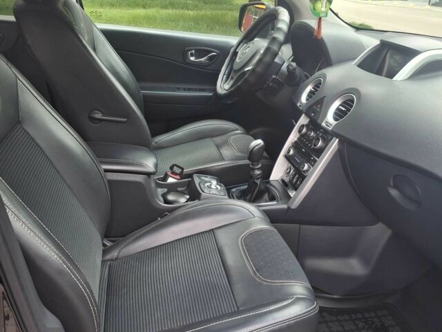 Чорний Рено 5, об'ємом двигуна 2 л та пробігом 258 тис. км за 13700 $, фото 7 на Automoto.ua