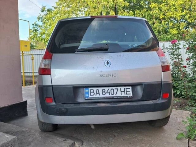 Серый Рено 5, объемом двигателя 1.6 л и пробегом 182 тыс. км за 4812 $, фото 2 на Automoto.ua