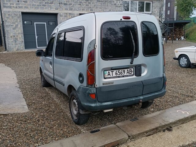 Серый Рено 5, объемом двигателя 1.9 л и пробегом 300 тыс. км за 1650 $, фото 5 на Automoto.ua