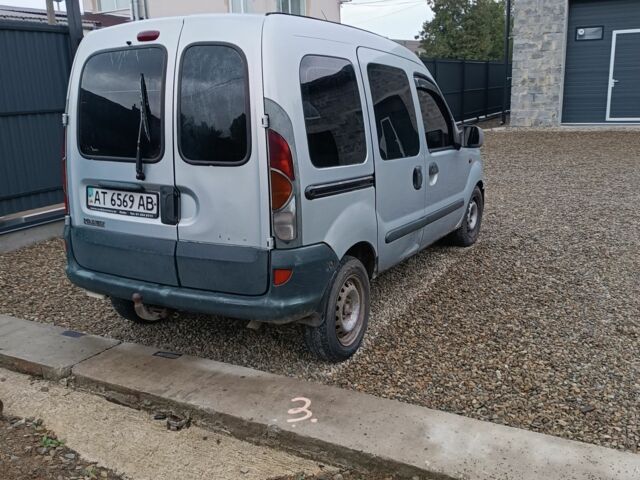 Серый Рено 5, объемом двигателя 1.9 л и пробегом 300 тыс. км за 1650 $, фото 7 на Automoto.ua