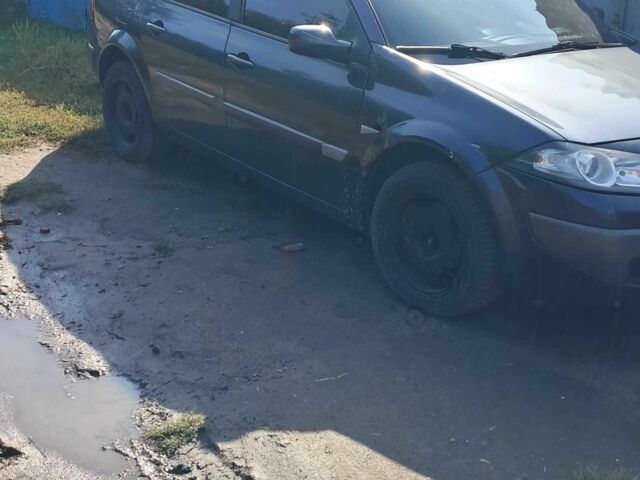 Сірий Рено 5, об'ємом двигуна 1.6 л та пробігом 238 тис. км за 3700 $, фото 8 на Automoto.ua