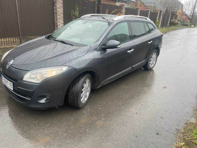 Серый Рено 5, объемом двигателя 1.5 л и пробегом 242 тыс. км за 6900 $, фото 2 на Automoto.ua