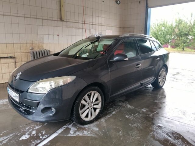 Серый Рено 5, объемом двигателя 1.5 л и пробегом 25 тыс. км за 7100 $, фото 1 на Automoto.ua