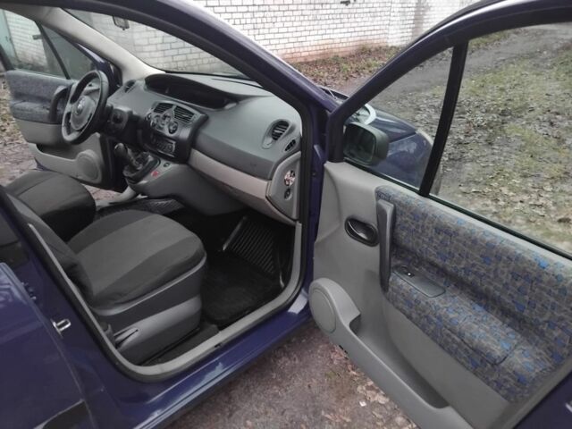 Синий Рено 5, объемом двигателя 1.5 л и пробегом 160 тыс. км за 4200 $, фото 6 на Automoto.ua