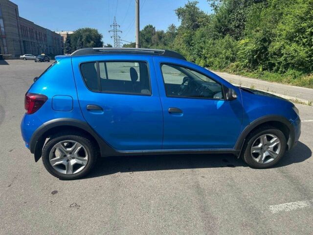 Синий Рено 5, объемом двигателя 1.5 л и пробегом 78 тыс. км за 10500 $, фото 10 на Automoto.ua