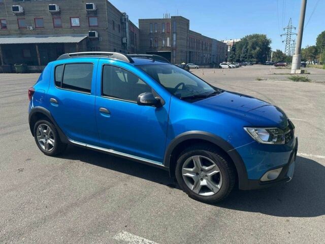 Синий Рено 5, объемом двигателя 1.5 л и пробегом 78 тыс. км за 10500 $, фото 9 на Automoto.ua