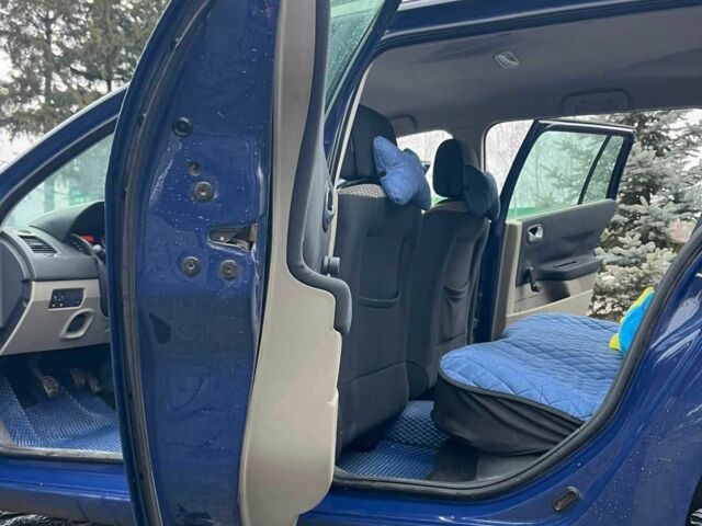 Синий Рено 5, объемом двигателя 1.4 л и пробегом 2 тыс. км за 4750 $, фото 8 на Automoto.ua