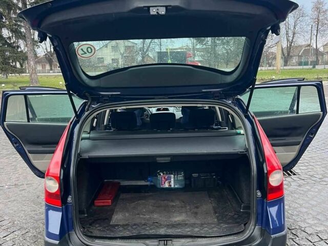 Синий Рено 5, объемом двигателя 1.4 л и пробегом 2 тыс. км за 4750 $, фото 4 на Automoto.ua