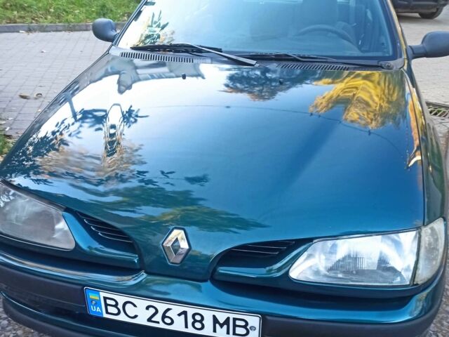 Зеленый Рено 5, объемом двигателя 1.4 л и пробегом 187 тыс. км за 1900 $, фото 4 на Automoto.ua