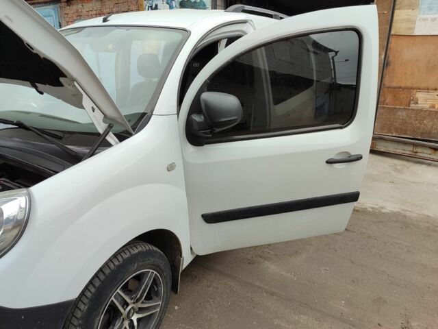 Білий Рено 6, об'ємом двигуна 0 л та пробігом 120 тис. км за 10800 $, фото 4 на Automoto.ua