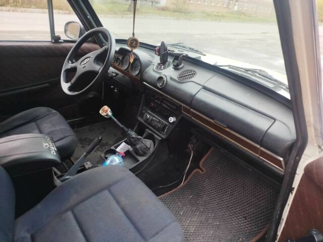 Белый Рено 6, объемом двигателя 0 л и пробегом 88 тыс. км за 1850 $, фото 9 на Automoto.ua