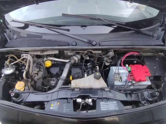 Черный Рено 6, объемом двигателя 1.5 л и пробегом 250 тыс. км за 5400 $, фото 15 на Automoto.ua