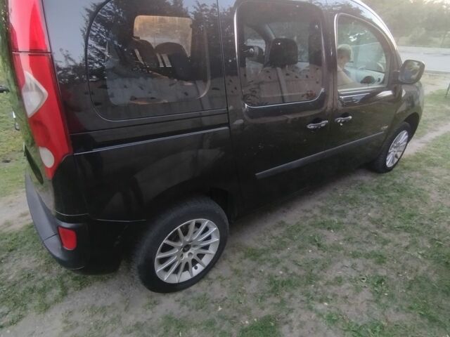 Черный Рено 6, объемом двигателя 1.5 л и пробегом 250 тыс. км за 5400 $, фото 3 на Automoto.ua