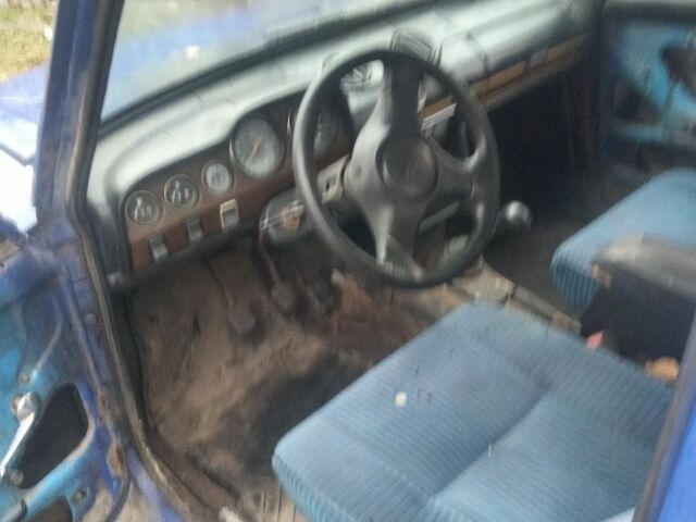 Синий Рено 6, объемом двигателя 1.3 л и пробегом 1000 тыс. км за 356 $, фото 3 на Automoto.ua