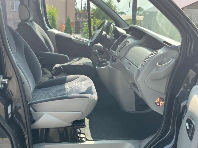 Черный Рено 8, объемом двигателя 2 л и пробегом 215 тыс. км за 8300 $, фото 11 на Automoto.ua