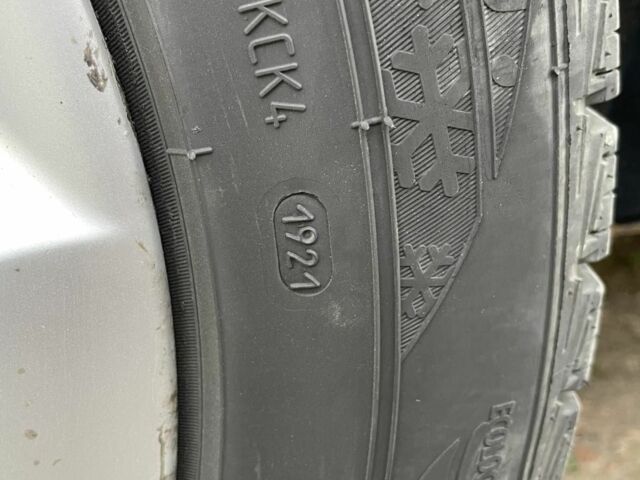 Черный Рено 8, объемом двигателя 2 л и пробегом 148 тыс. км за 7500 $, фото 10 на Automoto.ua