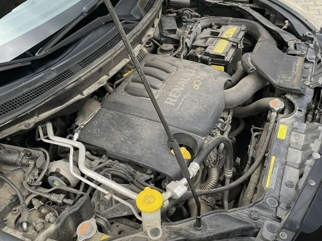 Черный Рено 8, объемом двигателя 2 л и пробегом 148 тыс. км за 7500 $, фото 12 на Automoto.ua