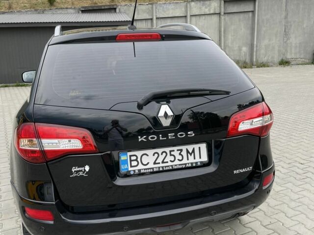 Черный Рено 8, объемом двигателя 2 л и пробегом 140 тыс. км за 8500 $, фото 1 на Automoto.ua