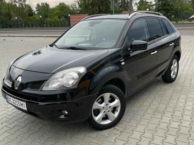 Черный Рено 8, объемом двигателя 2 л и пробегом 148 тыс. км за 7500 $, фото 4 на Automoto.ua