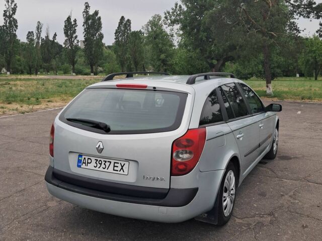 Серый Рено 8, объемом двигателя 1.9 л и пробегом 405 тыс. км за 3600 $, фото 4 на Automoto.ua
