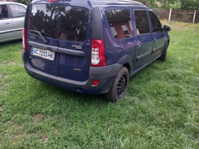 Синій Рено 8, об'ємом двигуна 1.6 л та пробігом 198 тис. км за 3200 $, фото 2 на Automoto.ua