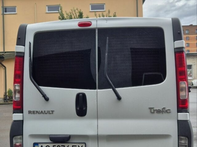 Білий Рено 9, об'ємом двигуна 2.5 л та пробігом 542 тис. км за 9500 $, фото 7 на Automoto.ua