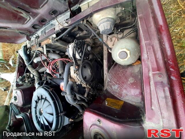 Красный Рено 9, объемом двигателя 1.5 л и пробегом 179 тыс. км за 500 $, фото 6 на Automoto.ua