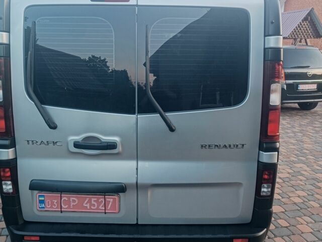 Серый Рено 9, объемом двигателя 0 л и пробегом 215 тыс. км за 16000 $, фото 18 на Automoto.ua