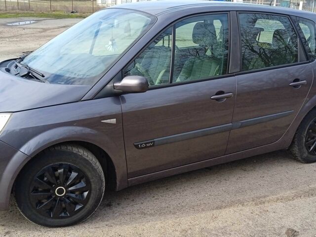 Серый Рено 9, объемом двигателя 1.6 л и пробегом 290 тыс. км за 167000 $, фото 1 на Automoto.ua